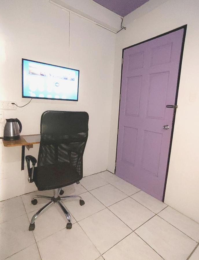 Manila Nomads Hostel Манила Екстериор снимка