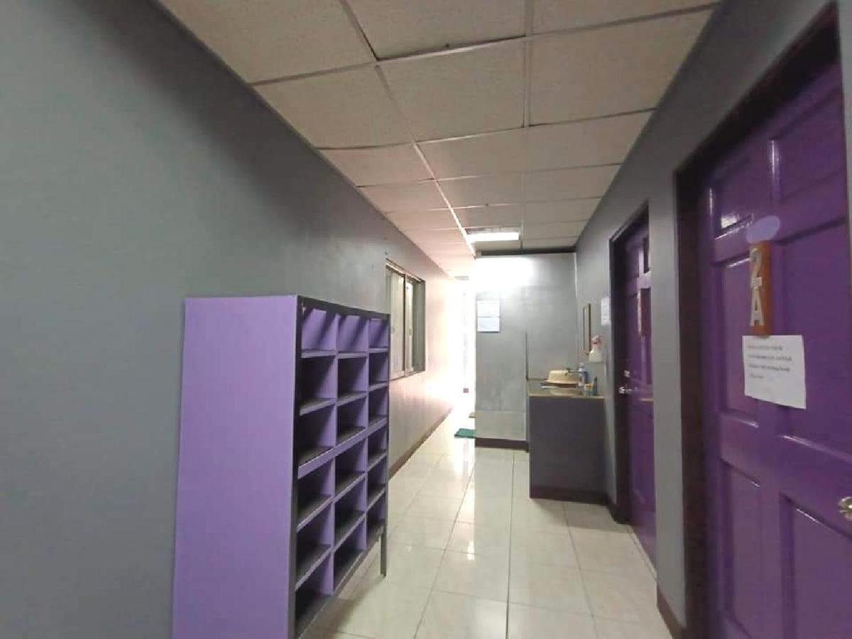 Manila Nomads Hostel Манила Екстериор снимка