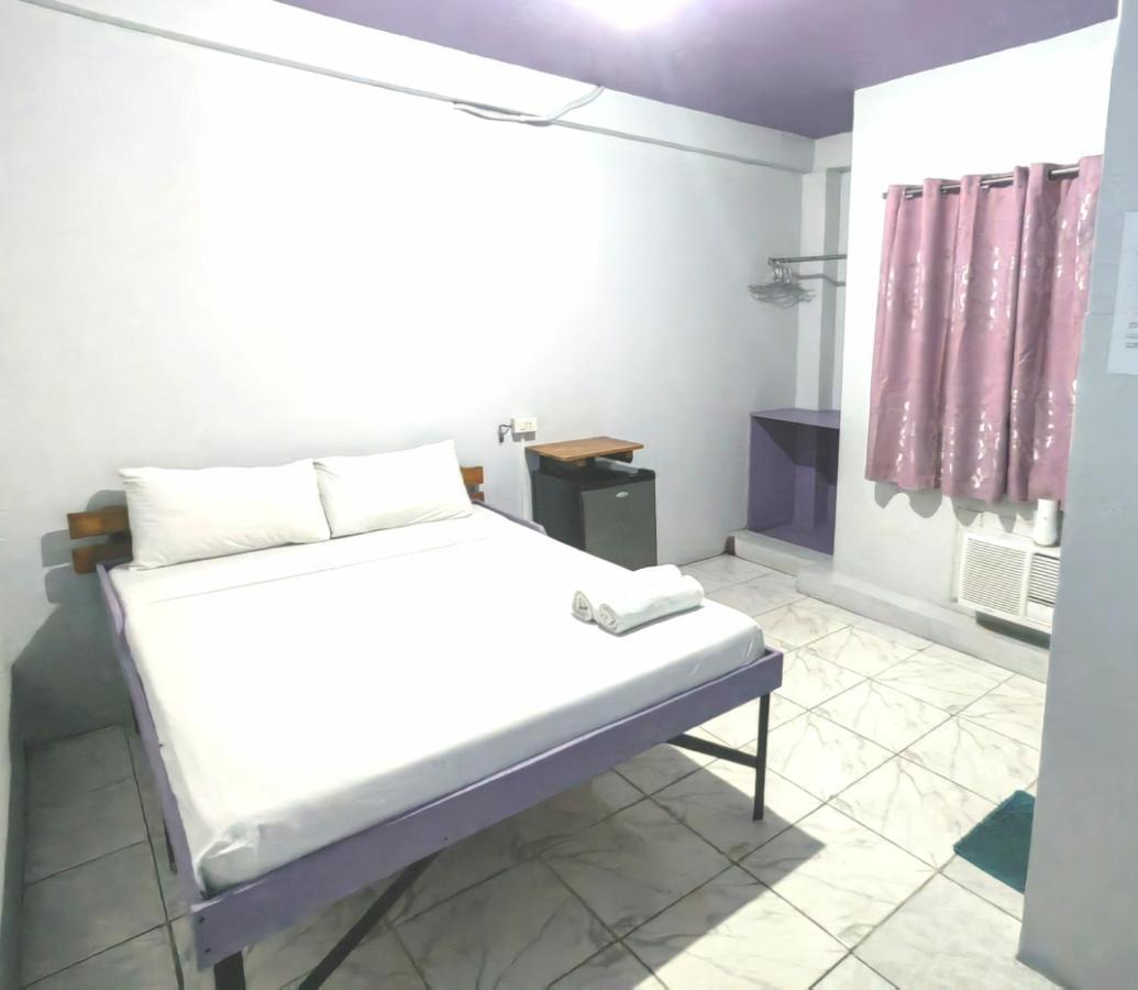 Manila Nomads Hostel Манила Екстериор снимка